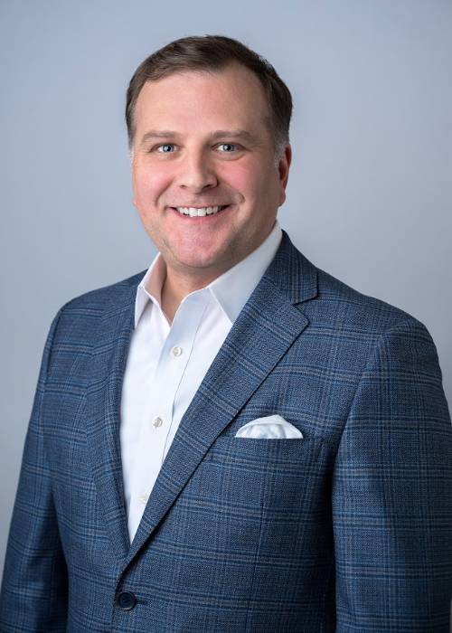 Seth Thibodeaux headshot